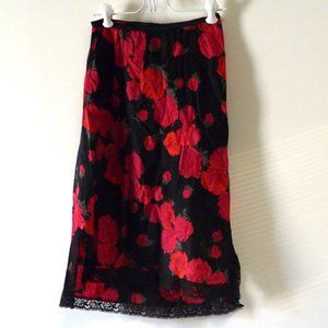 Vintage Rolynne floral half slip S cotton black pink roses lace